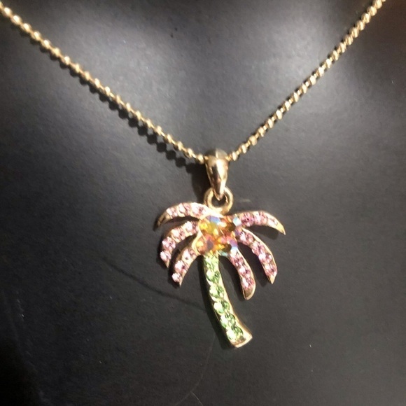 Rhinestone PalmTree Pendant Gold Tone Necklace - Picture 1 of 6